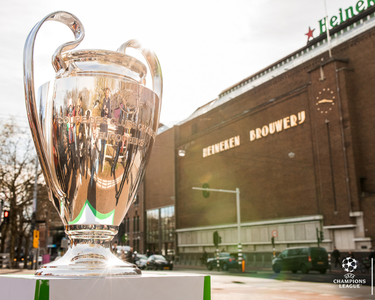 UCLTrophy_Gallery_4